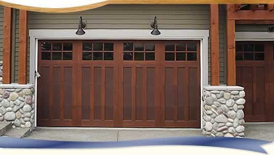 Fiberglass-garage-doors-with-glass-window.jpg